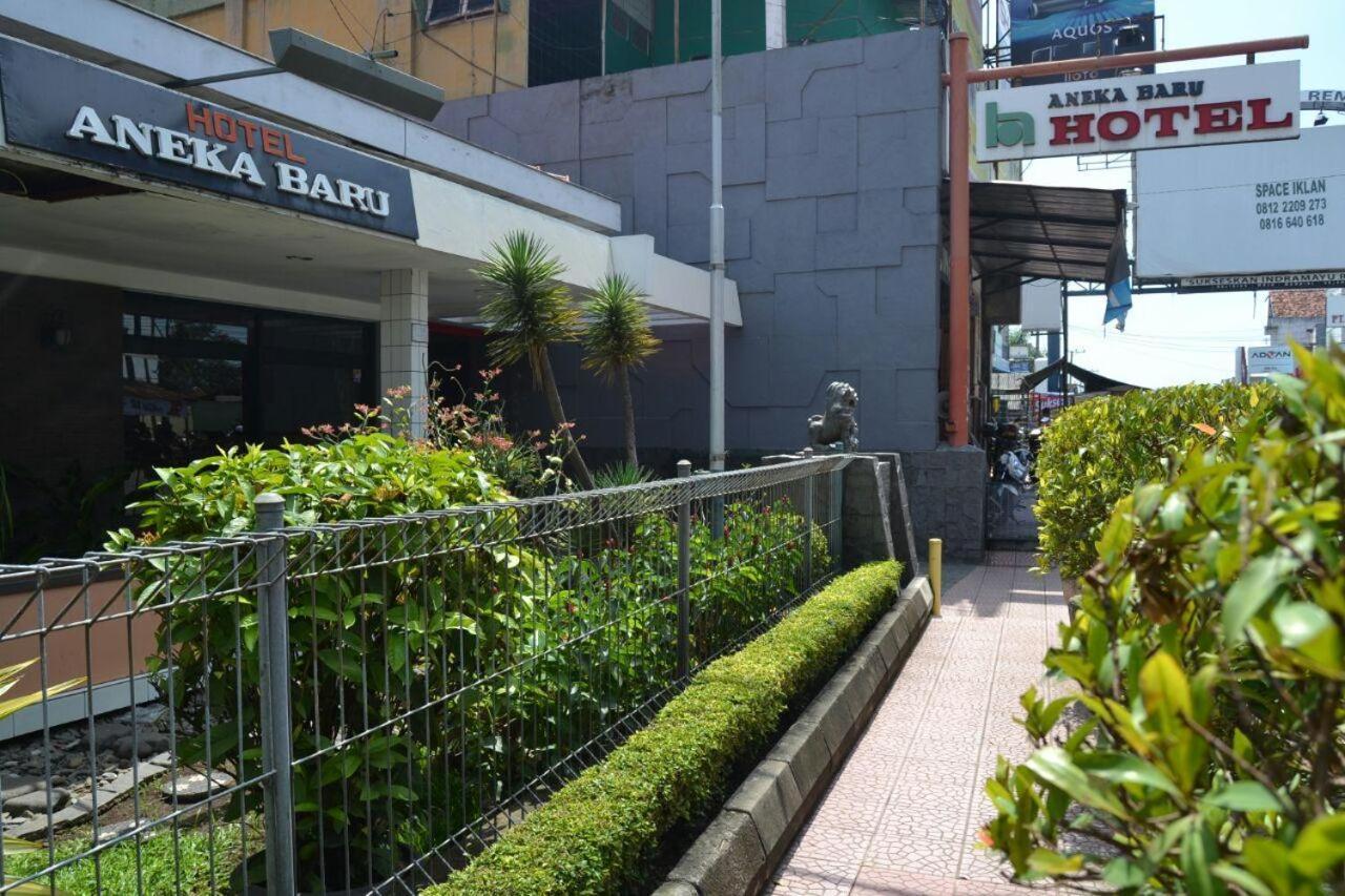 Hotel Aneka Baru Sleman  Zewnętrze zdjęcie